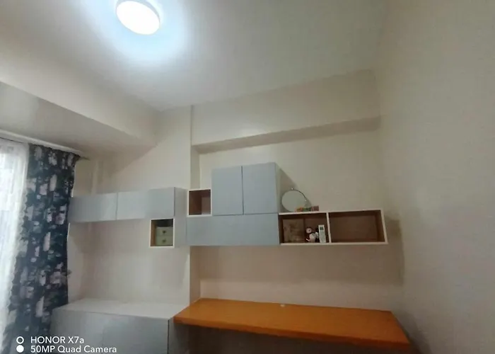 Serene Escape Near Venice Grand Canal Mall Taguig Appartement