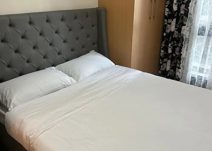 Serene Escape Near Venice Grand Canal Mall Taguig * Manille