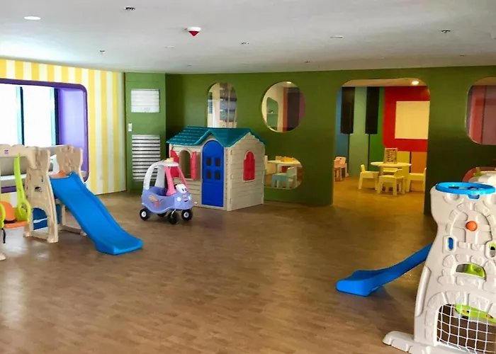 Serene Escape Near Venice Grand Canal Mall Taguig Manille